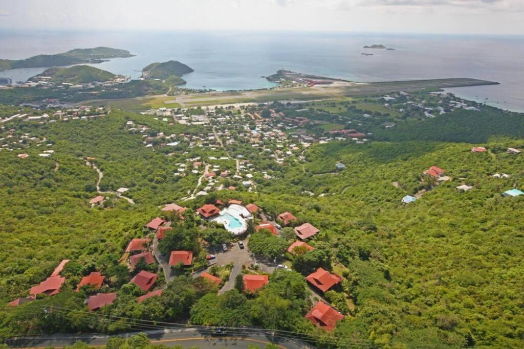Апартаменти Mid-Century: Caribbean Style Contant  Екстер'єр фото